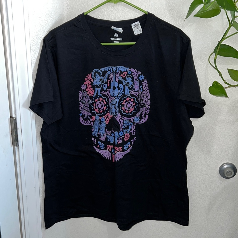 Disney Women’s Coco Family in the Skull Black Shirt